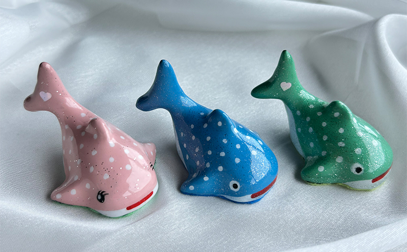 鋳物 ペーパーウエイト 愛知 ペーパーウエイト（ジンベイザメ3体セット）ブルー・ピンク・グリーン 重し 【蟹江町】 インテリア 福祉用品 