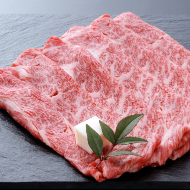 【４等級以上の未経産牝牛限定】近江牛肩ロースすき焼き【500g】【AF03W】