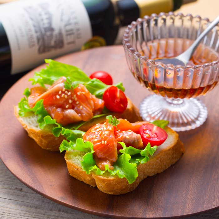 10-495 【年内配送12月15日入金まで】漬けサーモン～スモーク風味～　2個セット within2025