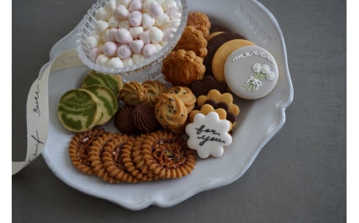 レア アンティーククッキー缶 クッキー｜サブレアソート缶【新潟県｜DRESS】