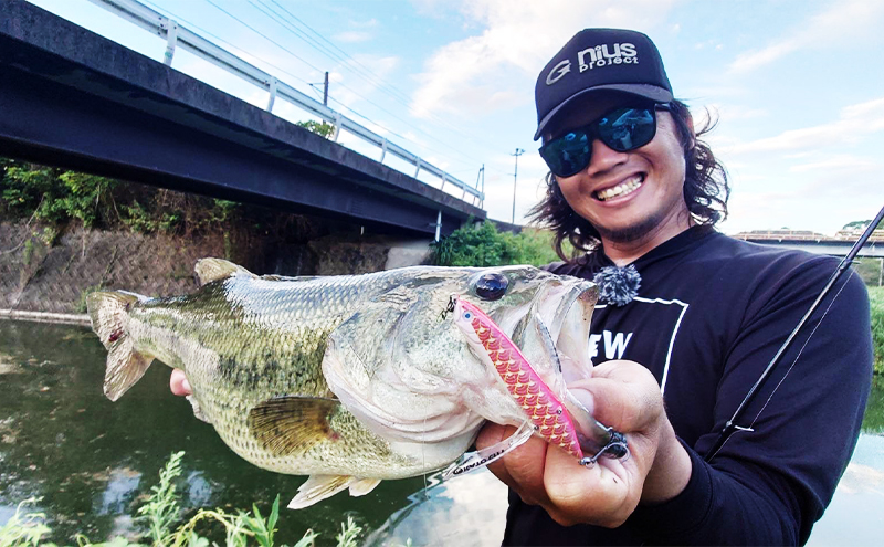 アベンタクローラー バゼル（鮎） ルアー 80mm 6.6g ［釣り 釣り