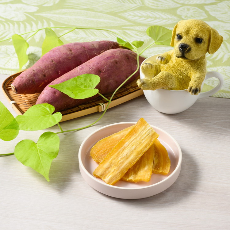 【予約販売】犬のおやつ 国産 干し芋 シロタ 100g×4袋 ｜ 送料無料 無添加 保存料不使用 ドックフード 国産手作り さつまいも 人気 安心 干し芋 少量 個包装 栄養 効能 犬 わんちゃん ※2026年2月以降順次発送