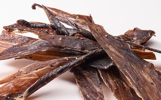 立山放牧牛のビーフジャーキー（3個） カシワファーム 牛肉 立山放牧牛 ビーフジャーキー おつまみ おやつ 携行食 富山県 立山町 お歳暮 お中元 F6T-546