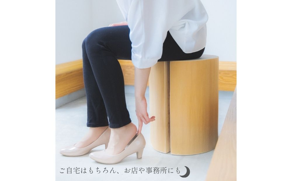 森の丸太スツール＜ヒノキ持ち手付き／磨き丸太仕上げ