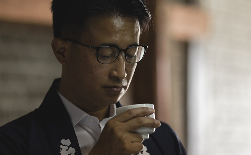 日本酒 三井の寿 純米吟醸 山田錦 +14大辛口 1800ml 酒 お酒