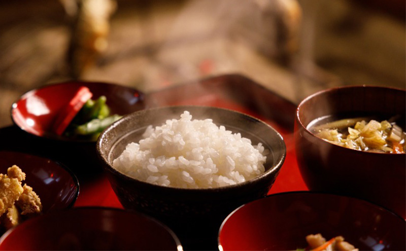 米 【毎月定期便】頂米銀兵衛 魚沼産コシヒカリ（精米）2kg  全12回  こしひかり コメ お米 ごはん ご飯 新潟 十日町市