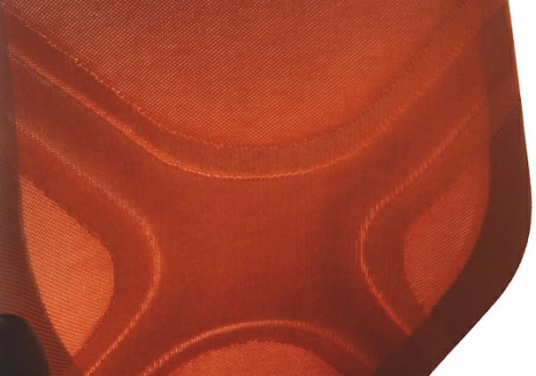 ウィルクハーンチェアー 184レンジ イン(レッド)／肘つき・アルミマットレッド塗装脚 ／在宅ワーク・テレワークにお勧めの椅子