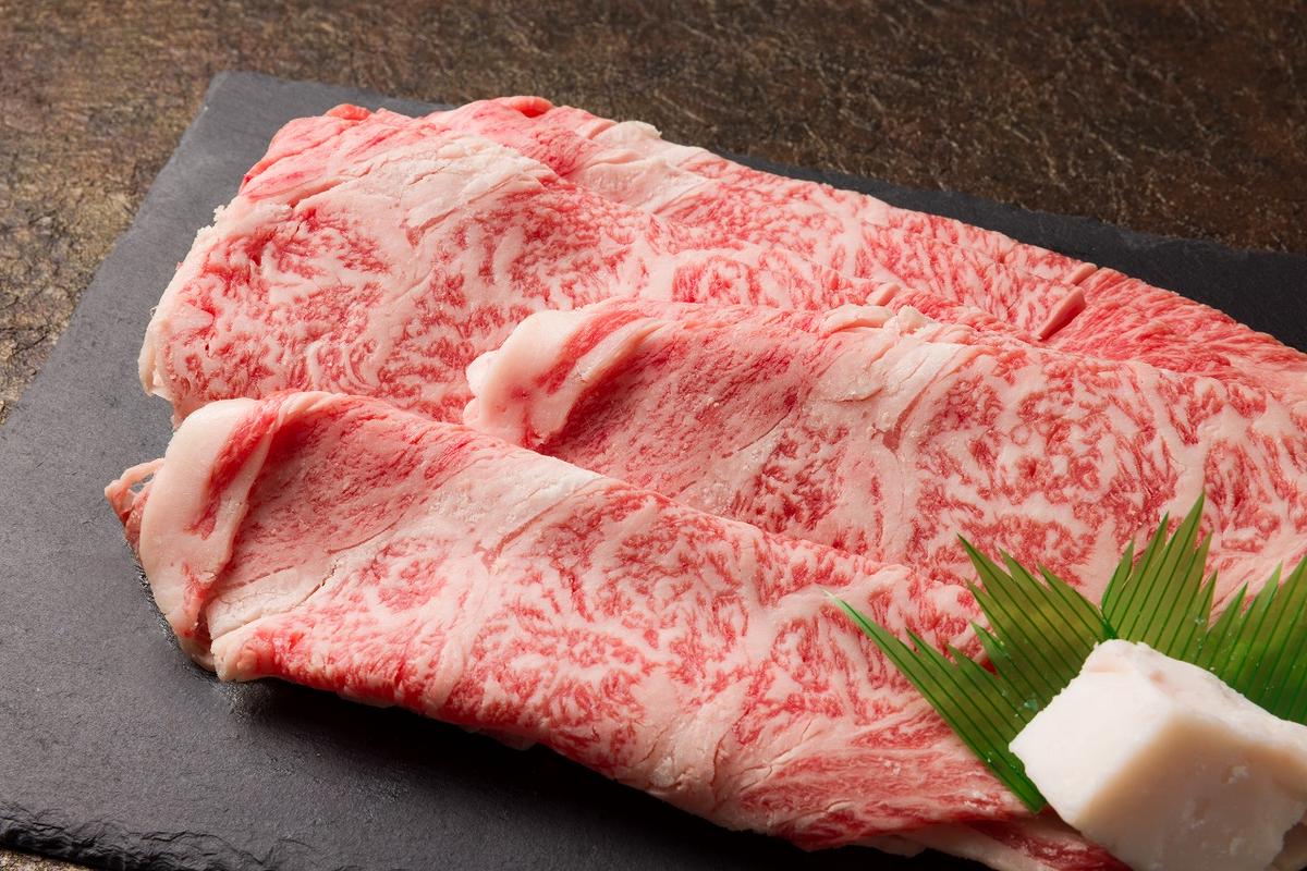 【最短7営業日発送】【神戸ビーフ素牛】特選 黒田庄和牛（すき焼き用ロース、550g）(30-8) 肉 お肉 牛肉 すき焼き用 すき焼き すきやき 便利 神戸ビーフ 神戸牛 黒田庄和牛 高級黒毛和牛