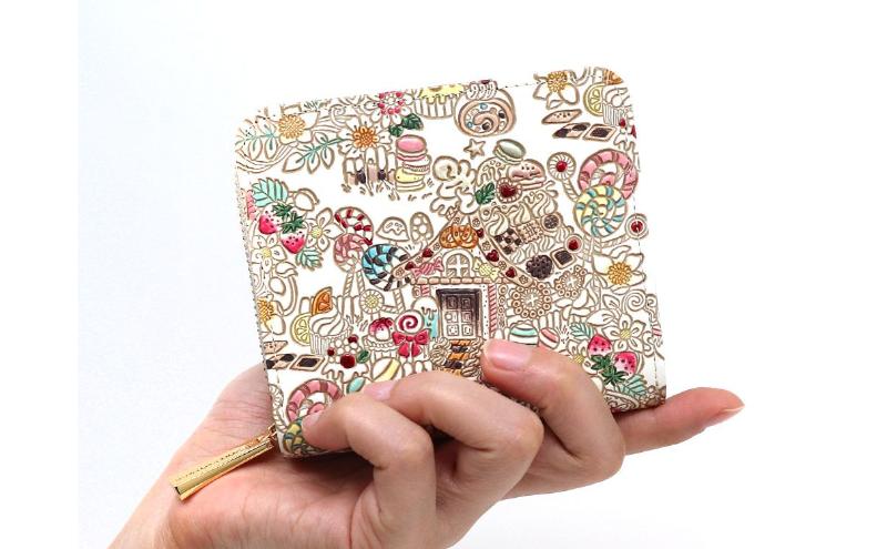 【文庫屋大関】二つ折りファスナーミニ財布 お菓子の家【皮革工芸品】財布 二つ折り 小物 お札 カード 小銭 コンパクト 牛革 手作り 日本製 墨田区 東京都