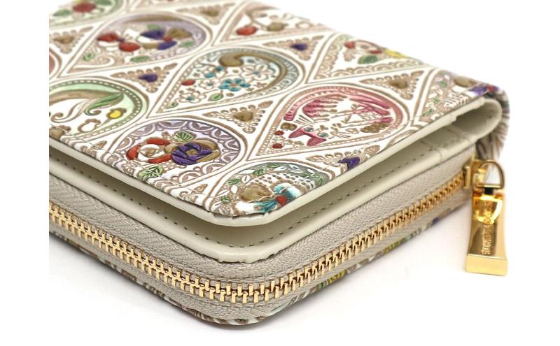 【文庫屋大関】二つ折りファスナーミニ財布 花と猫＜ミックス＞【皮革工芸品】財布 二つ折り 小物 お札 カード 小銭 コンパクト 牛革 手作り 日本製 墨田区 東京都