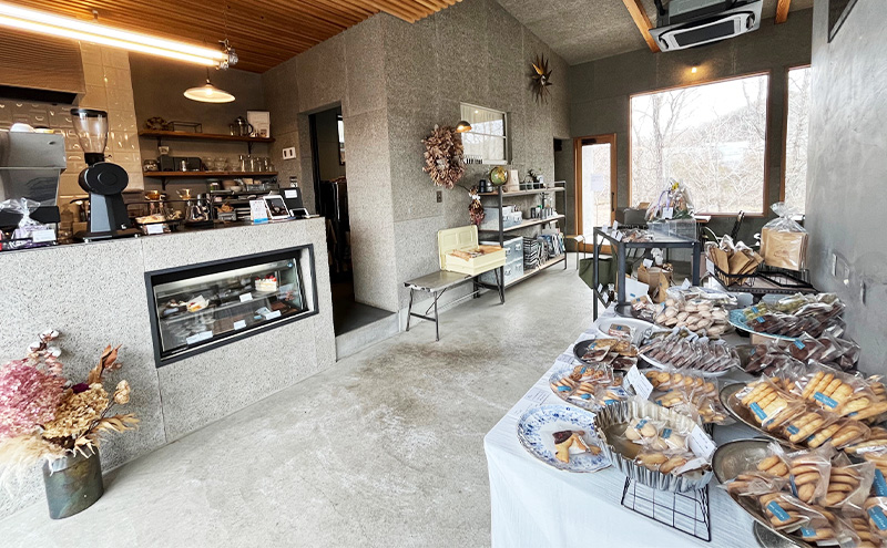 季節のおまかせ お菓子 詰め合わせ 約11～15個入り ＋ ドリップパック nanoブレンド 3パック付き nano coffee 岡山県 赤磐市