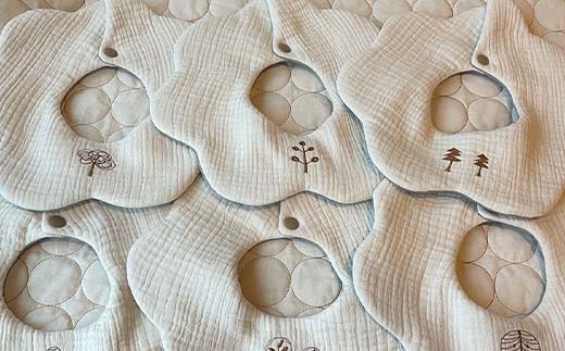 手作り もくもくスタイ お任せ 3枚セット 綿100% ガーゼ生地 よだれかけ セット 雲 花 ベビースタイ よだれカバー ベビー用品 出産祝い ハンドメイド 男女兼用 国産 F6T-725