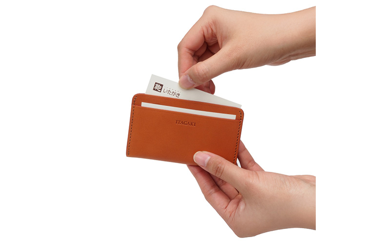 シンプル 名刺入れ キャメル 財布 さいふ 革 革製品 レザー 牛革 ギフト プレゼント おしゃれ ウォレット シンプル ファッション 北海道 赤平 いたがき