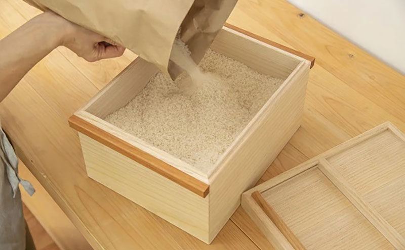 国産桐の米びつ 5kg 木製 桐 収納 木箱 桐箱 収納 ストック ストッカー キッチン収納 キッチン雑貨 キッチン用品 米櫃 こめびつ お米 保存容器 梅沢木材工芸社