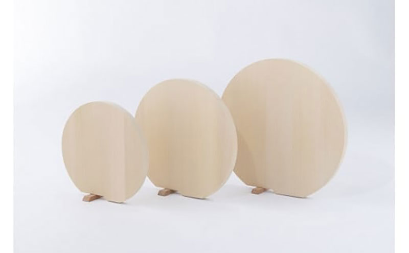 青森ひばの丸まな板 スタンド付き S 木製 青森ひば 青森ヒバ 木工品 卓上 国産 キッチン用品 調理器具 アウトドア キャンプ カットボード カッティングボード 梅沢木材工芸社