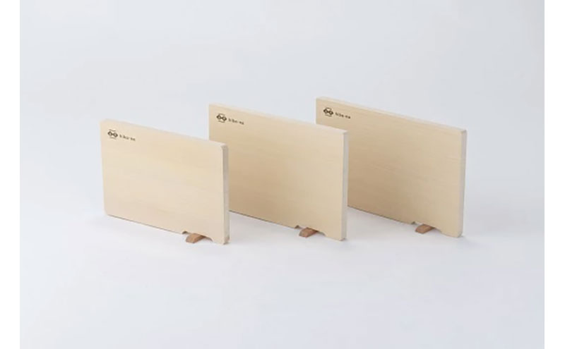 青森ひばの軽量まな板 スタンド付き S 木製 青森ひば 青森ヒバ 木工品 卓上 国産 キッチン用品 調理器具 アウトドア キャンプ カットボード カッティングボード 梅沢木材工芸社