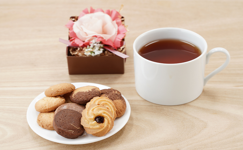 十勝カルメル会シスターが真心こめて作った クッキー 詰め合わせ 4種 (セサミ・マーブル・ラムレーズン・アーモンドココア)　【 ギフト プチギフト お菓子 お礼 お返し 北海道 十勝 幕別 カルメル イエズス キリスト クッキー 】