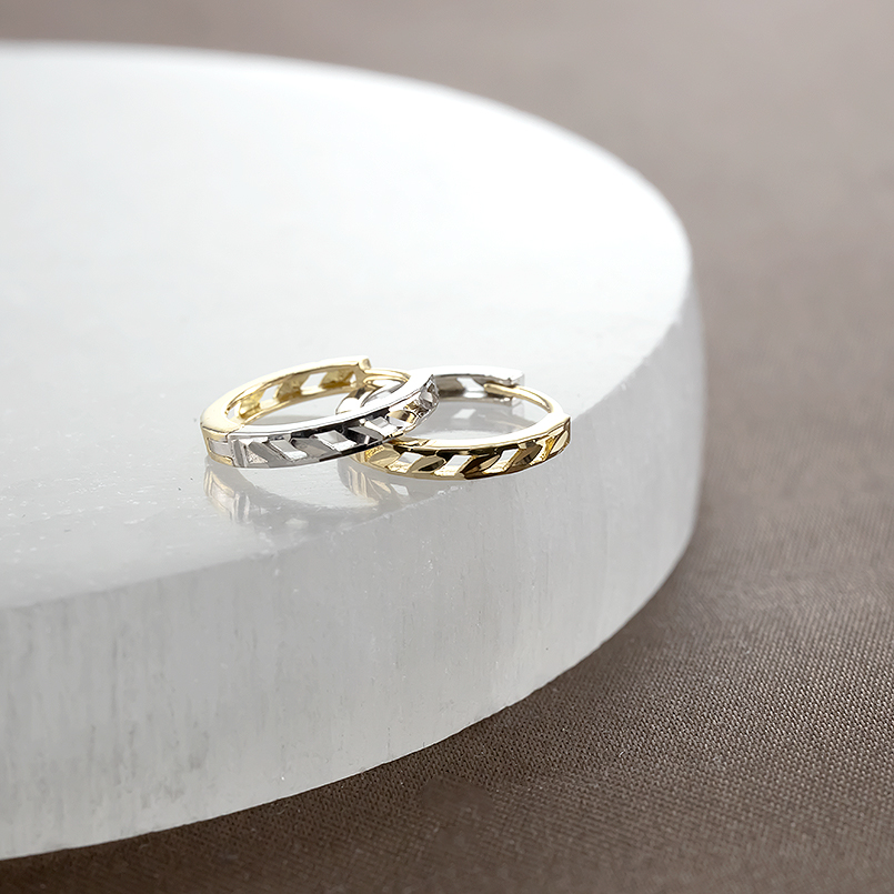 山梨県昭和町のふるさと納税 18金 フープ ピアス 18k フープピアス シンプル ゴールド 透かし ホワイトゴールドk18 イエローゴールドk18 人気 ジュエリー プレゼント 贈り物 おしゃれ 普段使い ペア231213mro401yw SWAA212