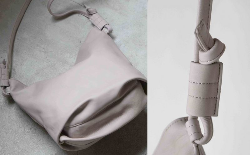 シルキータッチしっとりレザー 軽く柔らかい袋ショルダーバッグ・ＬＵＡ(ＬＡ００2)＃ペールトープ バッグ ショルダーバッグ レザー 革製品 牛革 日本製 軽量 墨田区 東京