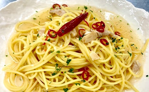 パスタソースセット （ペペロンチーノ、カルボナーラ、ミートソース 各2袋） 2人前 イタリアン 手軽 本格的 風味豊か シンプル 濃厚 コク 旨み ディナー F6T-713