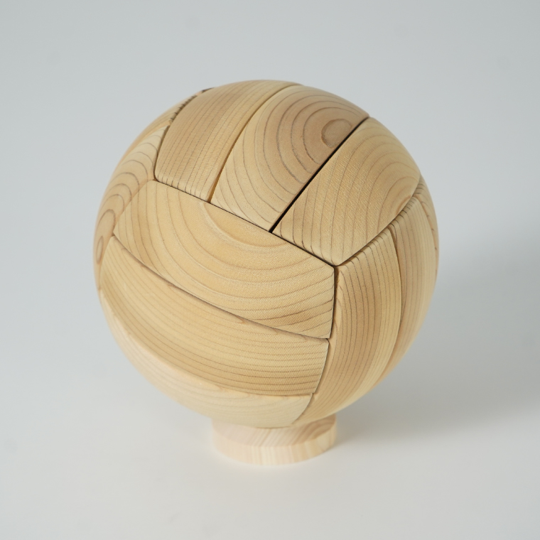 木製 バレーボール 台座付き ｜茨城県産 大子町 杉 スギ 木製バレーボール 台座付き 木製 1個　ハンドメイド作品(BH016)