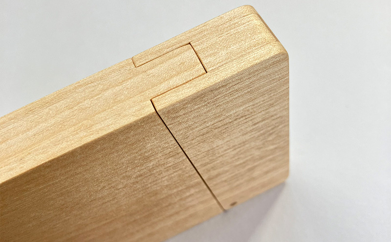 木製　名刺入れ（M）木製 北海道産 メジロカバ材 プレゼント 贈り物