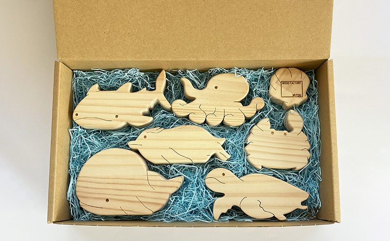 かわいい　海の生き物つみき 7種 木製 おもちゃ 知育 インテリア プレゼント 贈り物