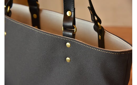 帆布と革のトートバッグ　近江牛レザー　地産帆布使用　アイアングレー【CC36W】