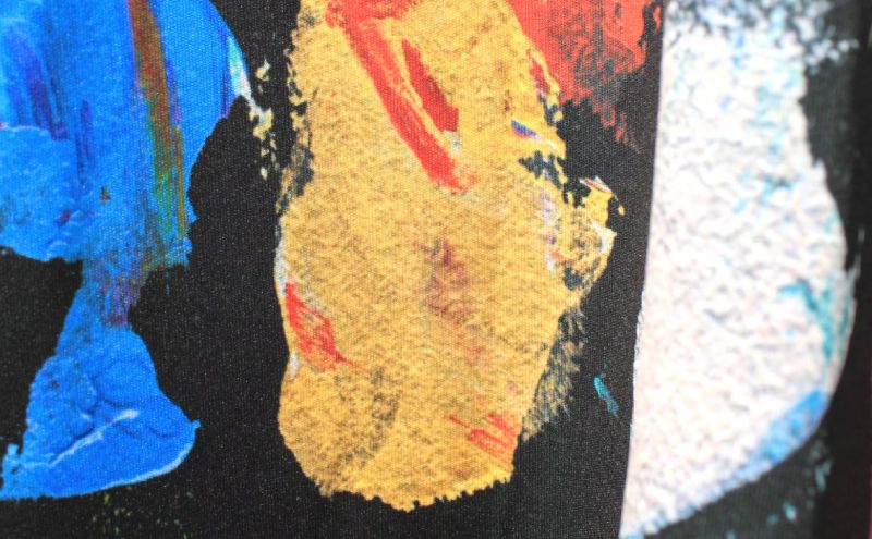 Tシャツ 感覚刺激Tシャツ 07KIITEN 洋服 ファッション 総柄Tシャツ プレゼント 手書き 絵画 アート作品 通気性 柔軟性 日本製 福祉施設 ワークショップ 東京都 墨田区