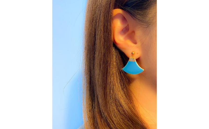 【ふるさと納税】茅ヶ崎市 湘南 陶磁器 ピアス 上品 かわいい レディース ギフト プレゼント 誕生日 母の日 お祝い サマーギフト ゴールド 金 アート アクセサリー Artopus.SHONAN イヤリング 富士 ブルー