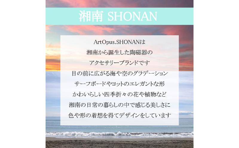 【ふるさと納税】茅ヶ崎市 湘南 陶磁器 ピアス 上品 かわいい レディース ギフト プレゼント 誕生日 母の日 お祝い サマーギフト ゴールド 金 アート アクセサリー Artopus.SHONAN イヤリング ファミリア ライトブルー
