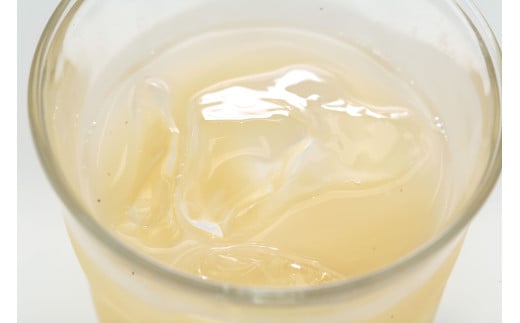 長野県千曲市のふるさと納税 信州産 白桃ジュース 「千曲の滴」 果汁100％ (1L×4本)｜川中島白桃 フルーツジュース ストレートジュース 砂糖不使用 果物 信州 長野県 千曲市