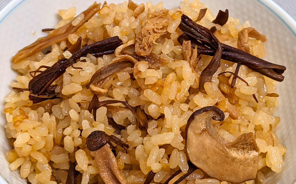 長野県千曲市のふるさと納税 旬のきのこ6種+きのこご飯の素セット 有機栽培 炊き込みご飯の素 きのこご飯 信州 長野県産 千曲市