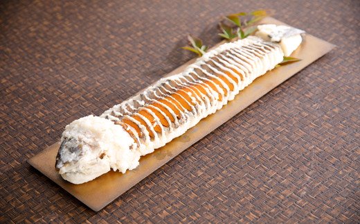 近江本にごろ　ふなずし　【600g×1尾（スライス）】【AD16W】