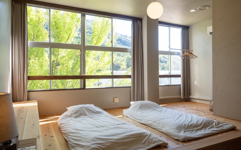 宿泊券 小豆島のゲストハウス〈NOTEL〉 1泊 ファミリー 香川