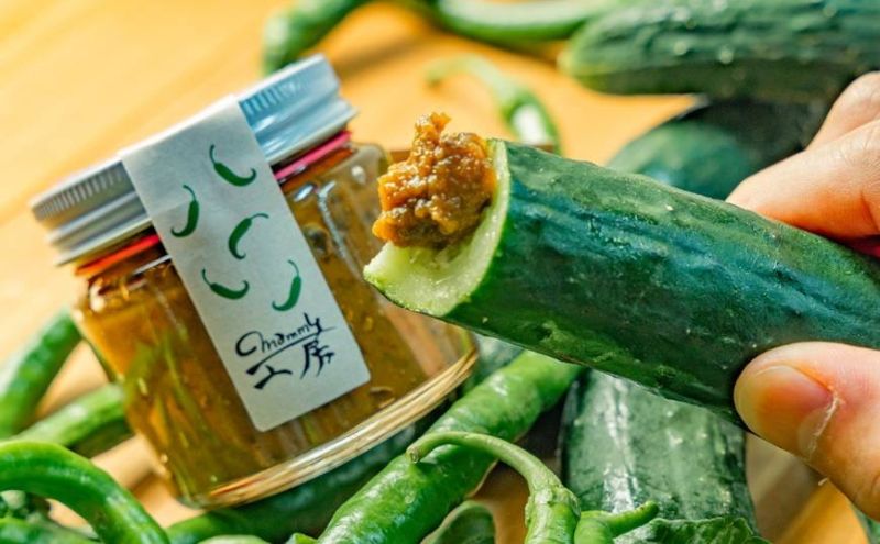 十勝 幕別 中山かあさんの南蛮みそ 辛口・激辛 各1セット（1瓶150g）【 白米 米 パスタ 十勝 おにぎり きゅうり 南蛮みそ 南蛮 味噌 青唐辛子 ご飯のお供 大葉 しそ おつまみ 国産 無着色 無添加 北海道 】