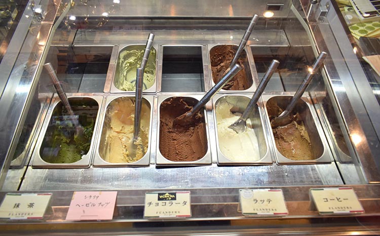 創業30年の老舗が作った濃厚なめらかジェラート　おすすめのラッテとチョコラータの5個入り ※北海道・沖縄・離島への配送不可