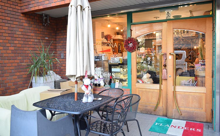 創業30年の老舗が作った濃厚なめらかジェラート　おすすめのラッテとチョコラータの5個入り ※北海道・沖縄・離島への配送不可