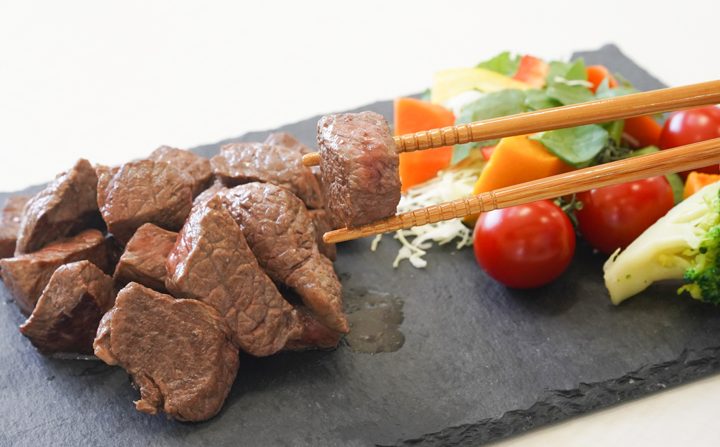 淡路牛 赤身サイコロステーキ　500g（250ｇ×2パック）　 [小分け 冷凍 牛肉 人気]