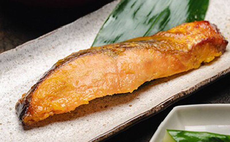 【宮古市】岩手三陸宮古トラウトサーモン入【加熱調理済み惣菜4種セット】岩手県宮古市 海の幸 旬の魚