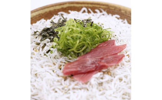 釜あげちりめん丼セット 80g×6P 6食分 タレ・薬味付き シラス おじゃこ ちりめんじゃこ ふわふわ 国産 釜揚げ しらす丼 海鮮丼 ごはん ご飯 おつまみ セット お取り寄せ 美味しい 贈り物 ギフト