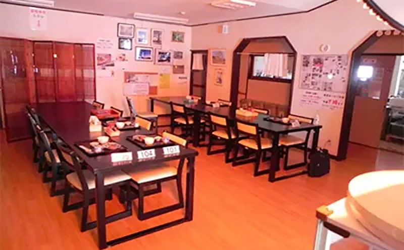 横沢温泉静峰苑「1泊3食付きペア宿泊券」+木の博物館チケット2名様 宿泊券 券 チケット 宿泊 温泉 旅行 博物館