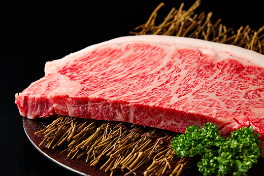 A4A5等級未経産雌牛　特撰　近江牛　厚切りサーロインステーキ　１枚（400ｇ）【FO38W】