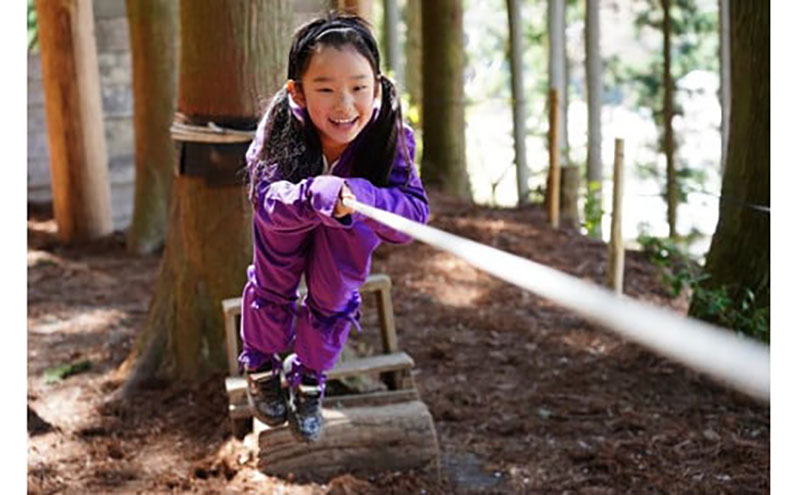 【一風変わったアクティビティ！】赤目四十八滝　忍者修行体験+赤目渓谷入山ペアチケット（2枚4名様）　三重県名張市