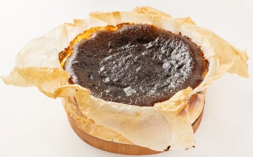 王様バスク 1箱 | 585～595g チーズケーキ ケーキ バスク チーズ デザート スイーツ 冷凍 茨城県 守谷市