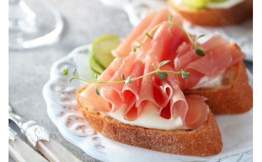 大分県国東市のふるさと納税 くにさき桜王豚の生ハムスライス0.72kg_1140R