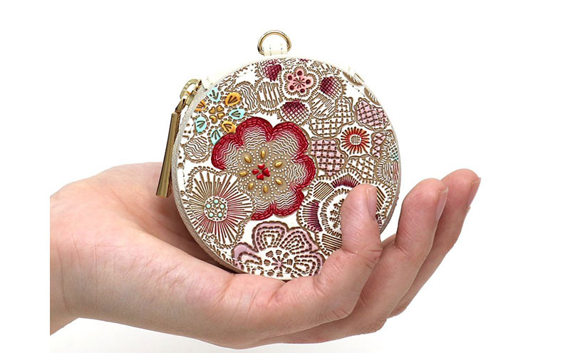 【文庫屋大関】マカロンポーチ 春らんまん＜茜＞【皮革工芸品】 ポーチ ミニポーチ 小物入れ アクセサリー入れ イヤホン入れ 収納 保管ケース 手のひらサイズ  本革 革 皮革 工芸品 工芸 雑貨 ギフト プレゼント 日本製 東京