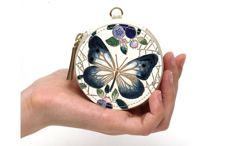 【文庫屋大関】マカロンポーチ ブルーベリーは願う＜ネイビー＞【皮革工芸品】 ポーチ ミニポーチ 小物入れ アクセサリー入れ イヤホン入れ 収納 保管ケース 手のひらサイズ  本革 革 皮革 工芸品 工芸 雑貨 ギフト プレゼント 日本製 東京