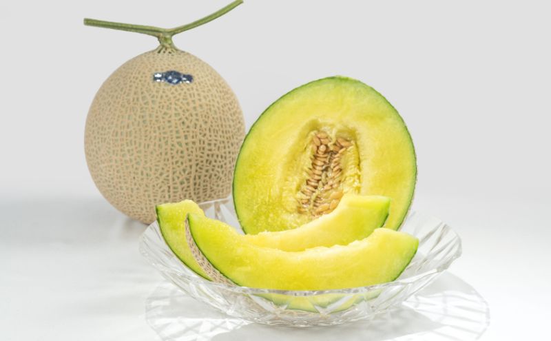 クラウンメロン 6ヶ月定期便 (3～8月固定月) 1.3kg 1玉(夏) 果物 メロン 青肉 フルーツ デザート 高級メロン ブランドメロン 袋井市 静岡県