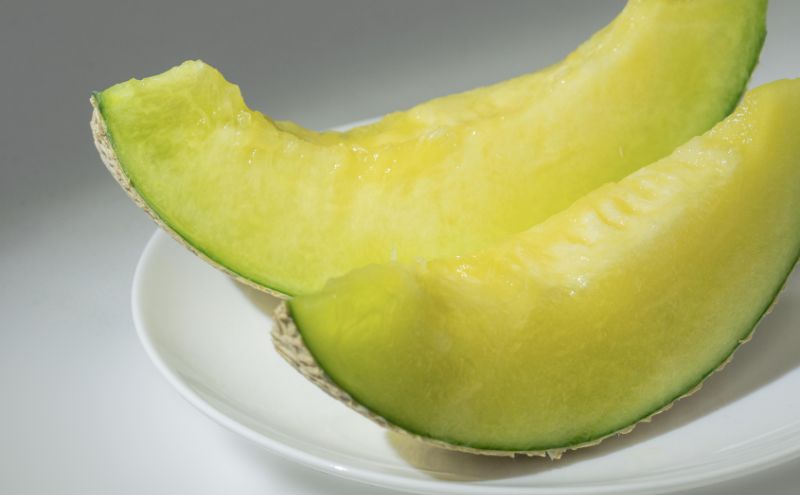 クラウンメロン 大玉 1.5kg以上 1玉 (冬9～2月) 果物 メロン 青肉 フルーツ デザート 高級メロン ブランドメロン 袋井市 静岡県